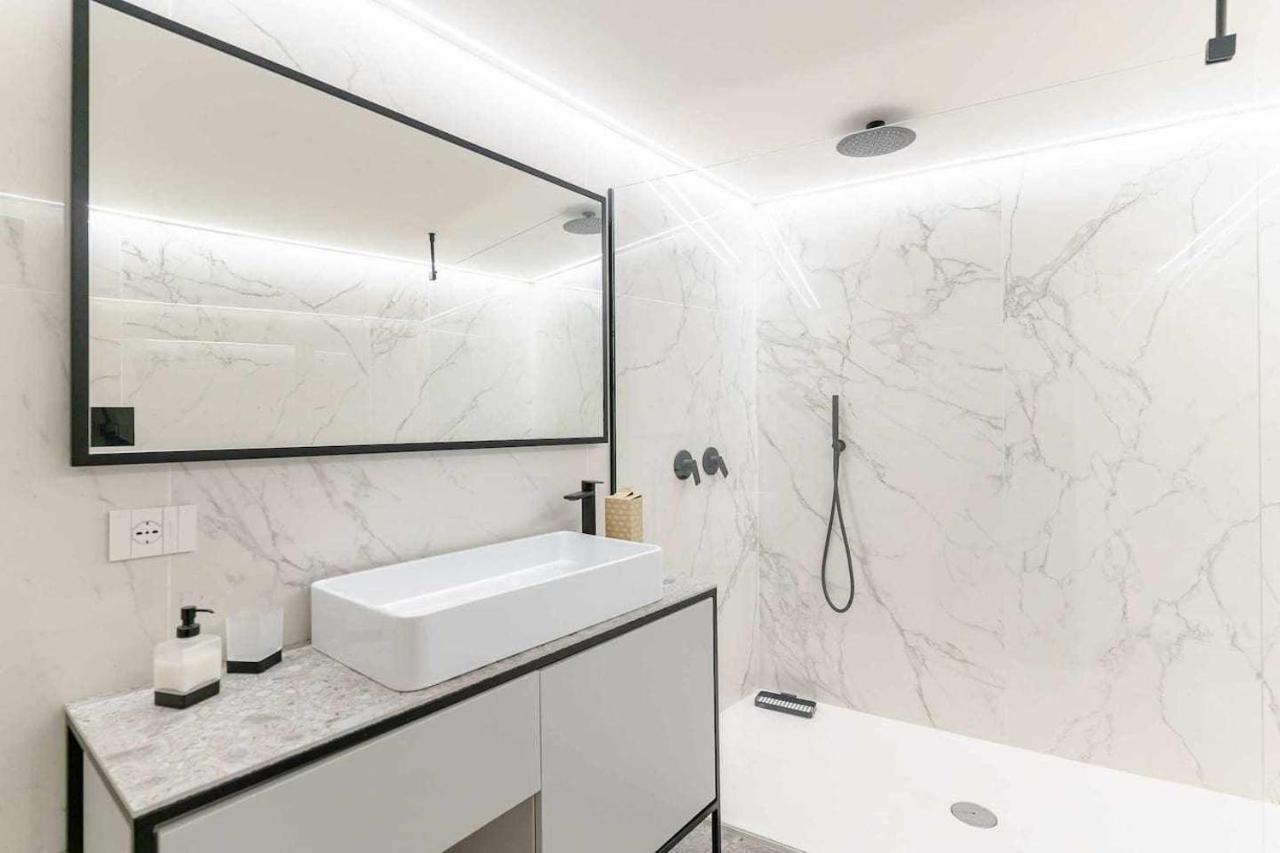Crociferi Luxury Apartment Катания Экстерьер фото