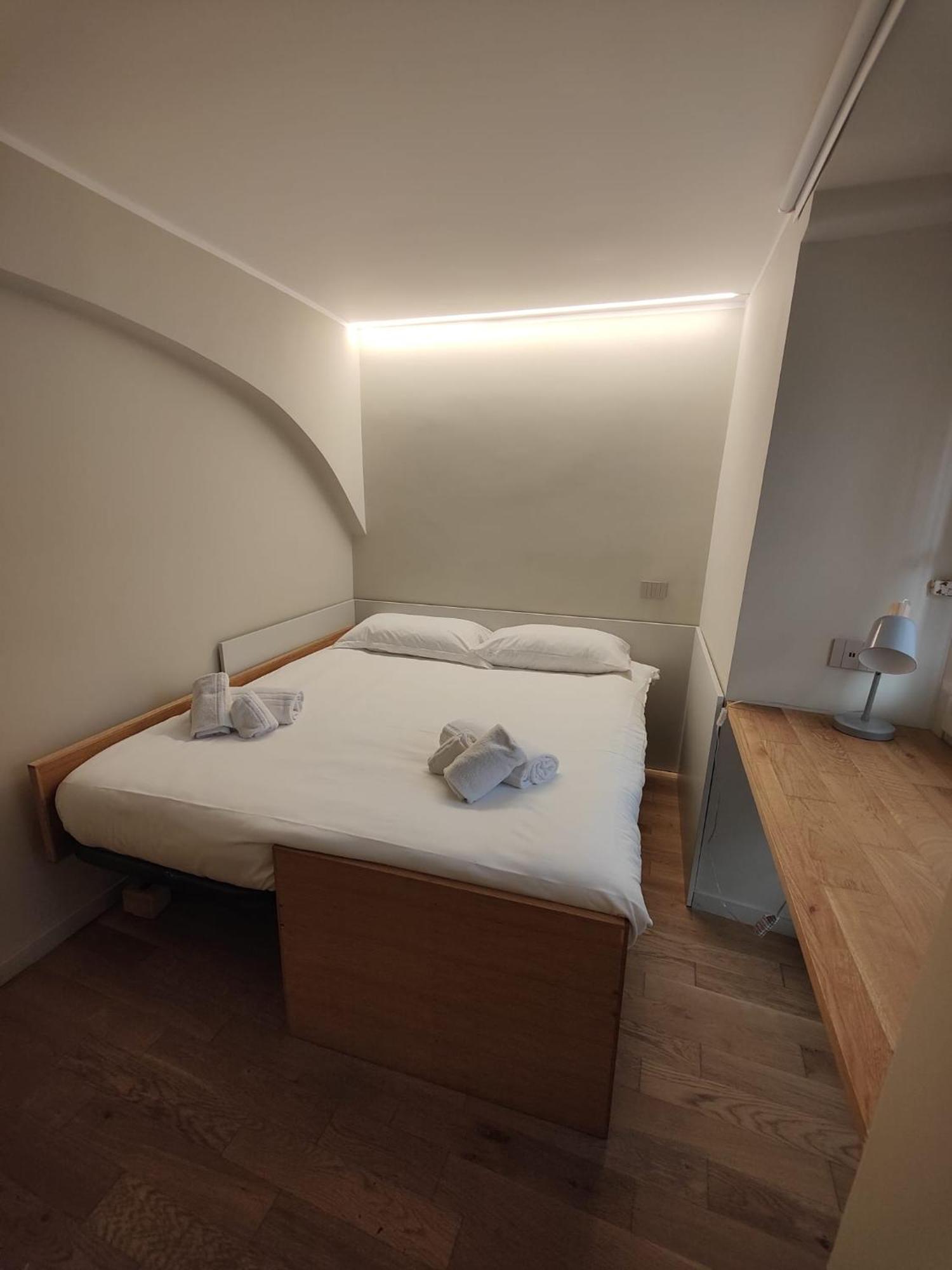 Crociferi Luxury Apartment Катания Экстерьер фото